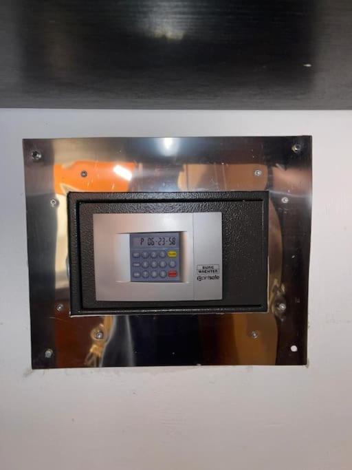 Suite Ultra Moderne Wi-Fi Yaounde Bagian luar foto