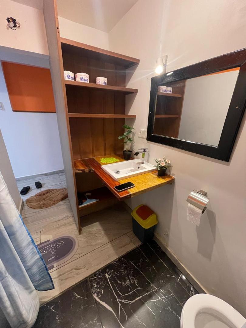 Suite Ultra Moderne Wi-Fi Yaounde Bagian luar foto